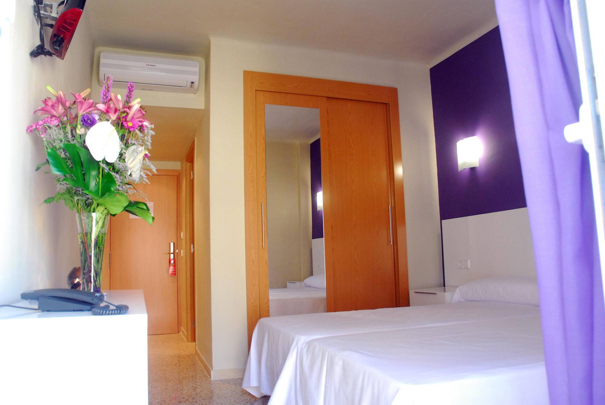 Hotel Moremar By Alegria Lloret de Mar Eksteriør billede